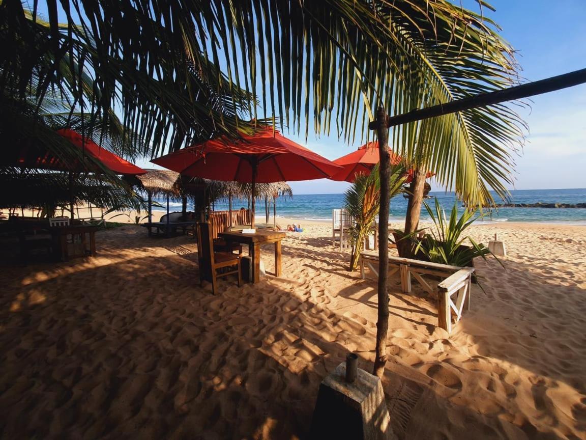 Blue Horizon Beach Hotel Tangalle Exteriér fotografie