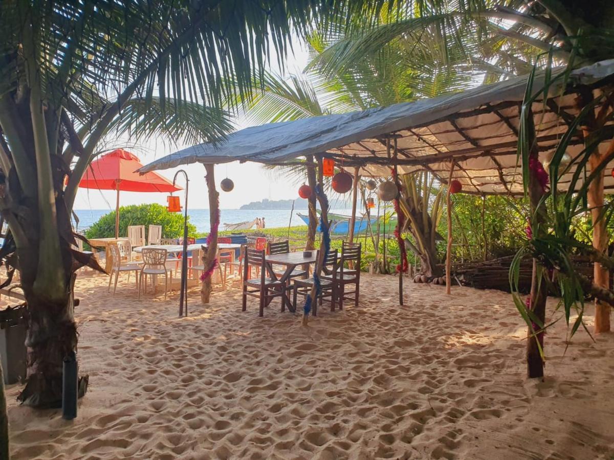 Blue Horizon Beach Hotel Tangalle Exteriér fotografie